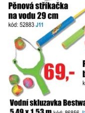 Prak s vodními bombami