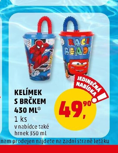 Kelímek s brčkem