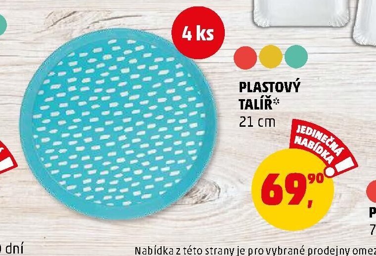 Plastový talíř