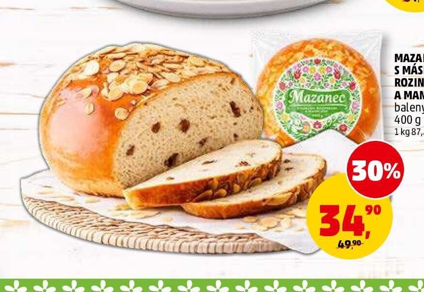 Mazanec s máslem, rozinkami a mandlemi