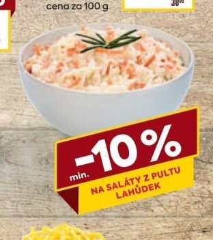 Saláty z pultu lahůdek